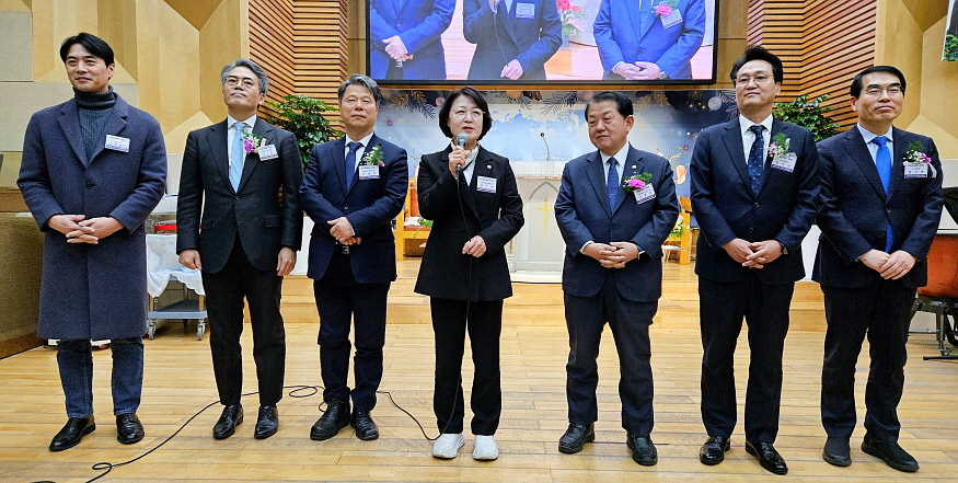 875 국회의원들.jpg